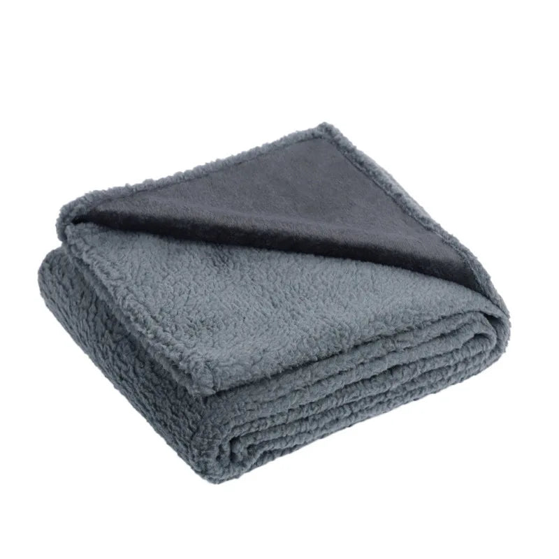 Couverture douce pour chien- Confort, chaleur et bien-être.